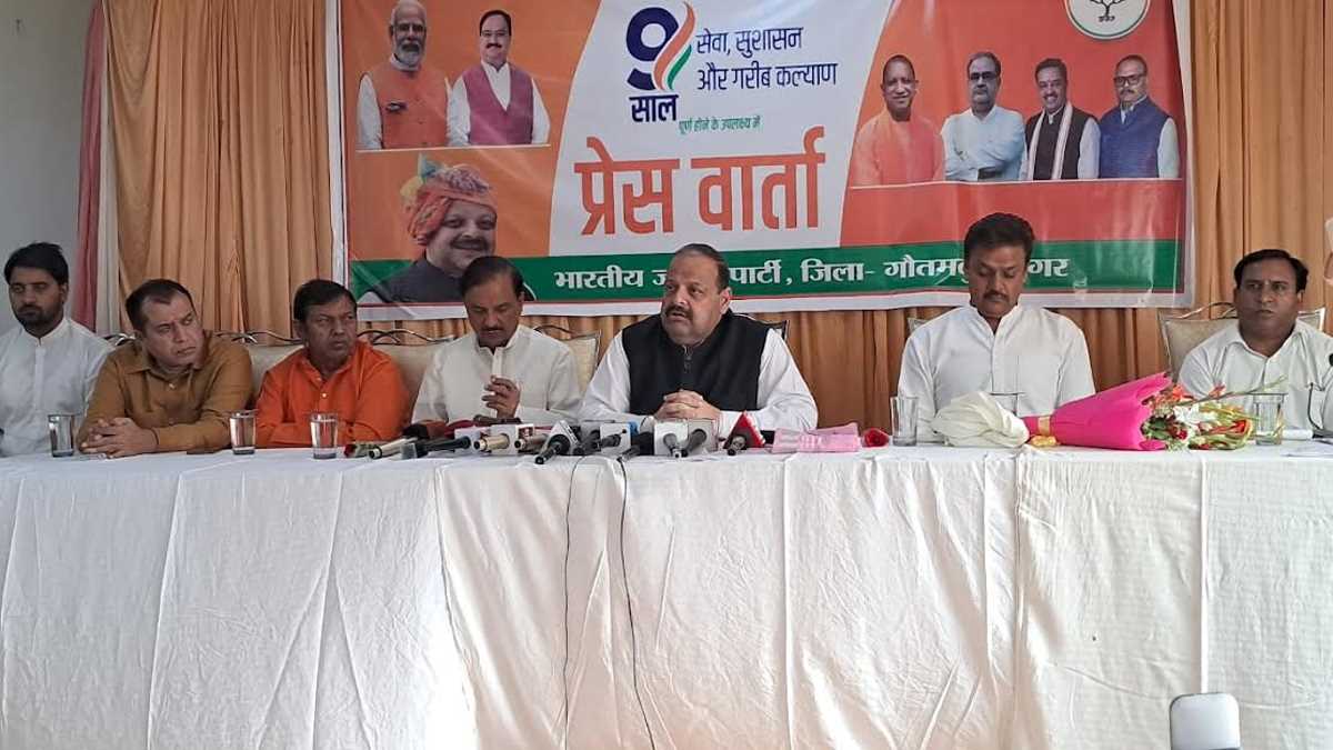 नौ साल पहले देश से अंधेरे के बादल छटें, आज विश्व गुरु बनने की ओर अग्रसर : देवेन्द्र राणा नौ साल पहले देश से अंधेरे के बादल छटें, आज विश्व गुरु बनने की ओर अग्रसर : देवेन्द्र राणा